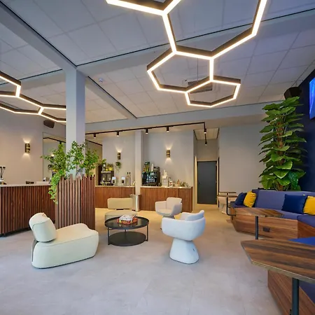 The Hyve Capsule Amsterdam-2